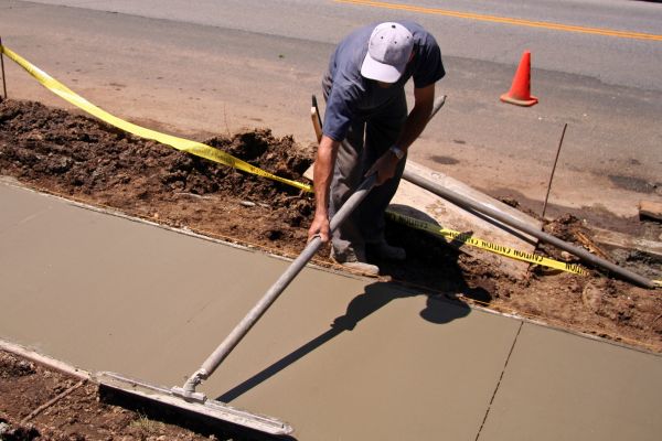 Cost of Sidewalk Pouring in Provo