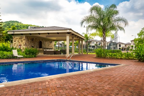 Pool Area Enlargement in Provo