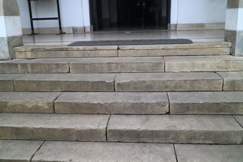 Front Entrance Steps Service